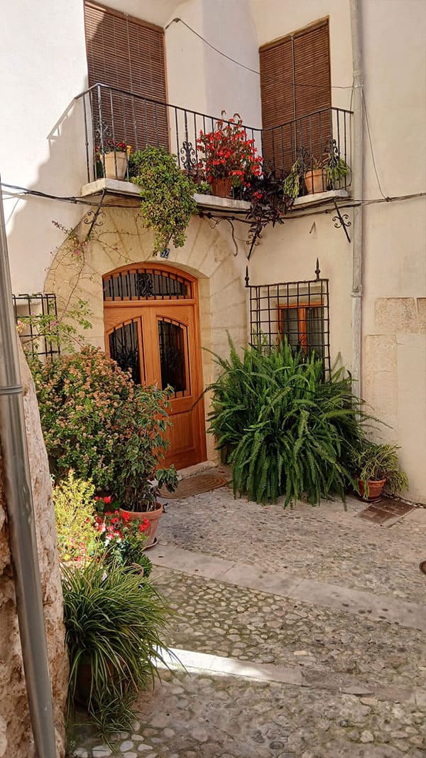 desde ca gracia descubre el barrio medieval